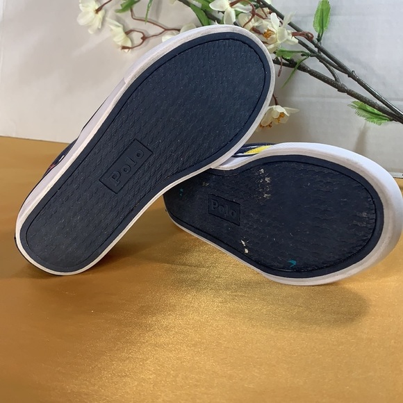 SOLD on Ⓜ️…RALPH LAUREN POLO SNEAKERS - Picture 2 of 7